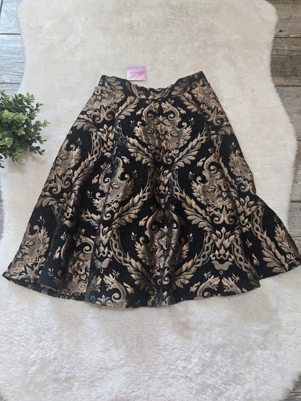 Chicwish Black Gold Damask Jacquard A-Line Luxurious Holiday Party Skirt, M NWT